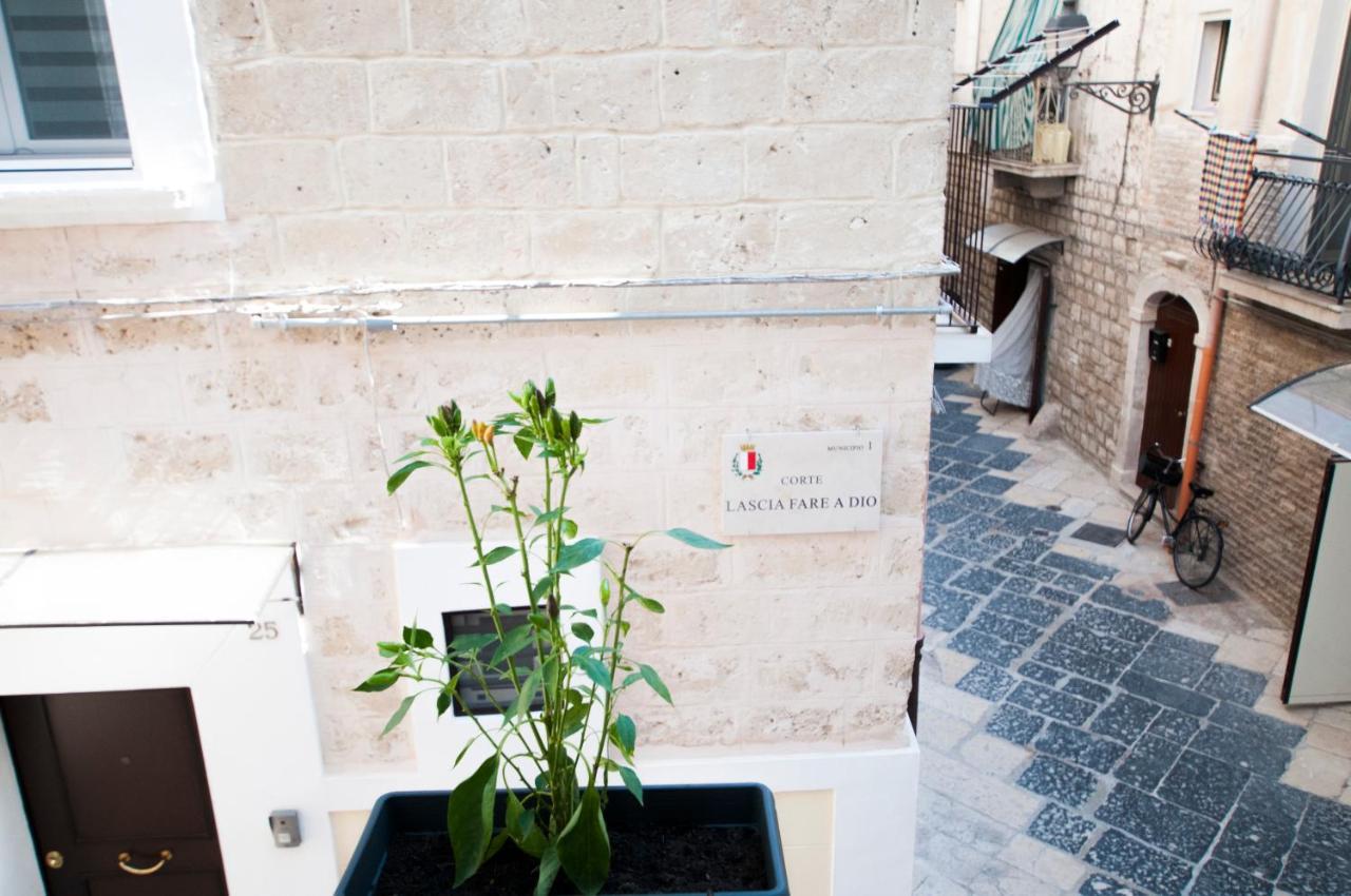 Just Here Apartments - Lascia Fare A Dio Bari Luaran gambar