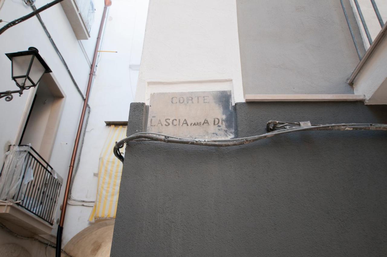 Just Here Apartments - Lascia Fare A Dio Bari Luaran gambar