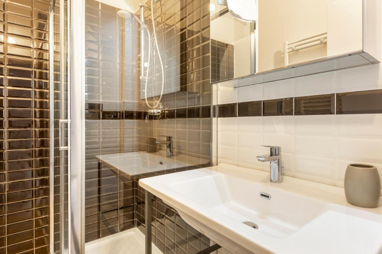 Just Here Apartments - Lascia Fare A Dio Bari Luaran gambar